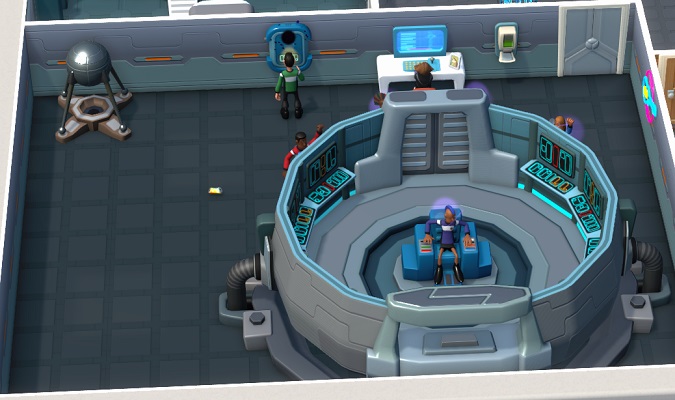 Vogelperspectief van een Command Room, waar net een les plaatsvindt. Het Space Deck is een ronde nagemaakte ruimteschip-brug, met de Student als 'kapitein' in een stoel in het midden. Studenten staan rond het Space Deck en kijken toe hoe de middenste Student zijn schip 'bestuurt'. Bovenaan staan, van links naar rechts: een Satelliet, een blauw paneel, een Command Desk, een Hand Sanitiser en de Toegangsdeur.