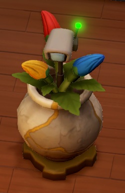 Een enorme marmeren vaas, waaruit drie (nagemaakte?) bloemen steken - geel, rood en blauw. Tussen de bloemen staat een Camera opgesteld. Een groen lichtje duidt aan dat de Camera actief gevolgd wordt in een nabije Camera Room.